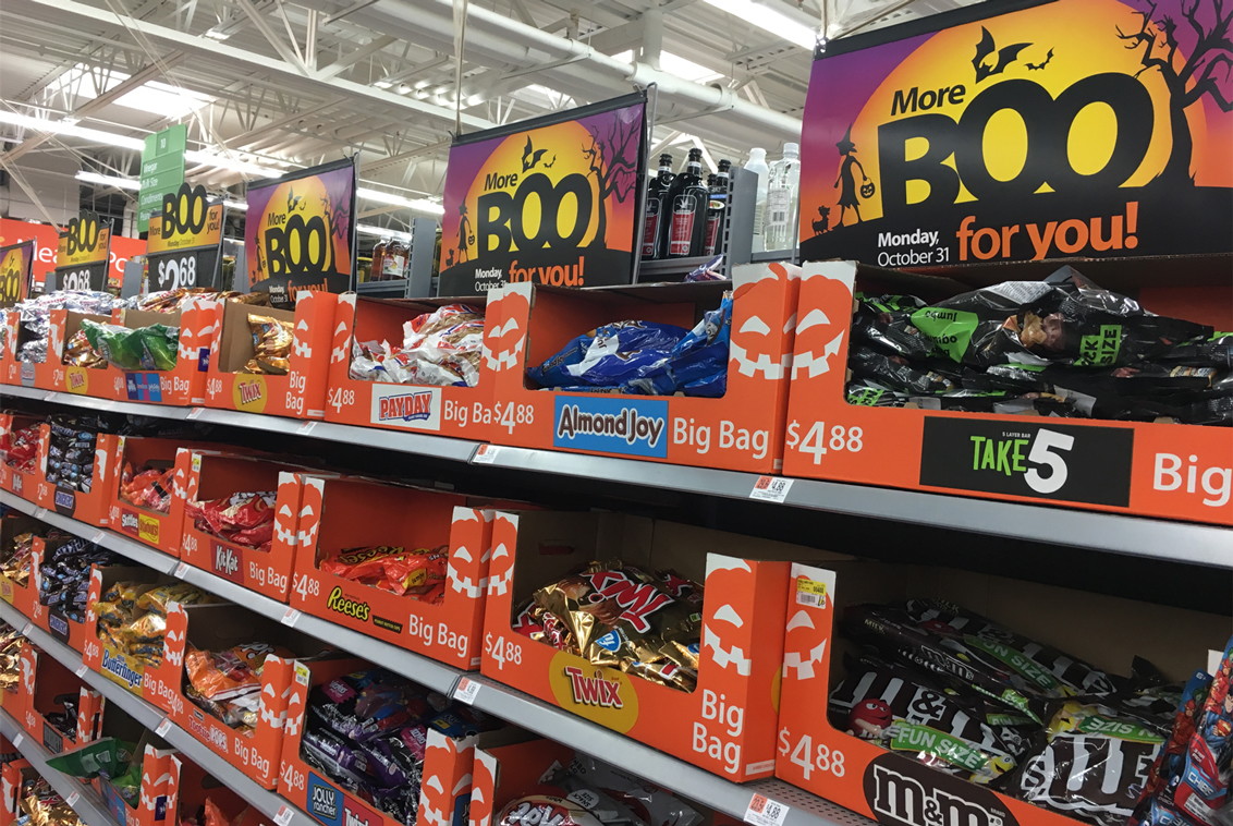 Halloween Candy: Bags of M&M's $1.93 at Walmart!