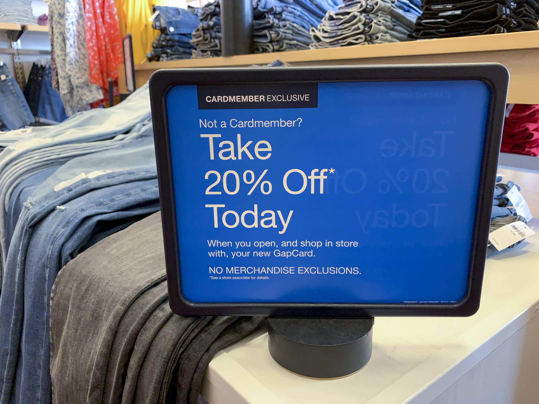 gap in store promotions