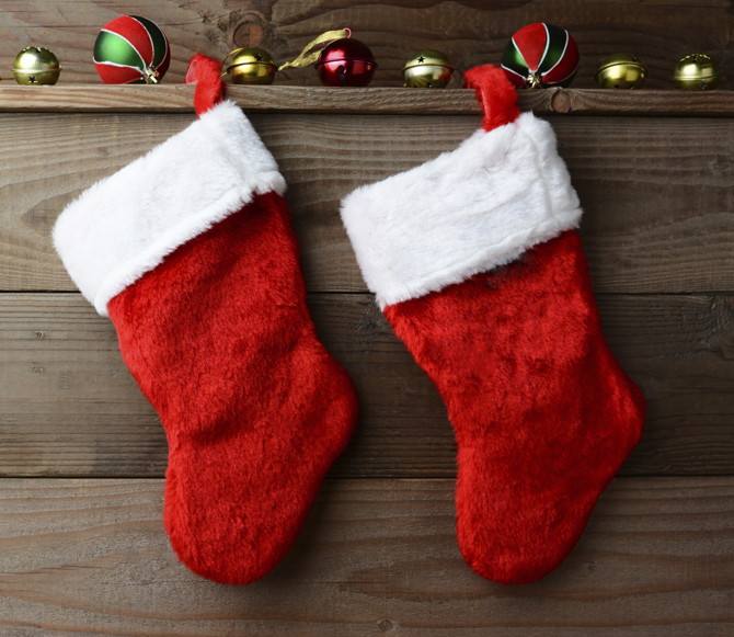 8 Simple Ways to Fill Your Stockings with Free Samples - The Krazy ...