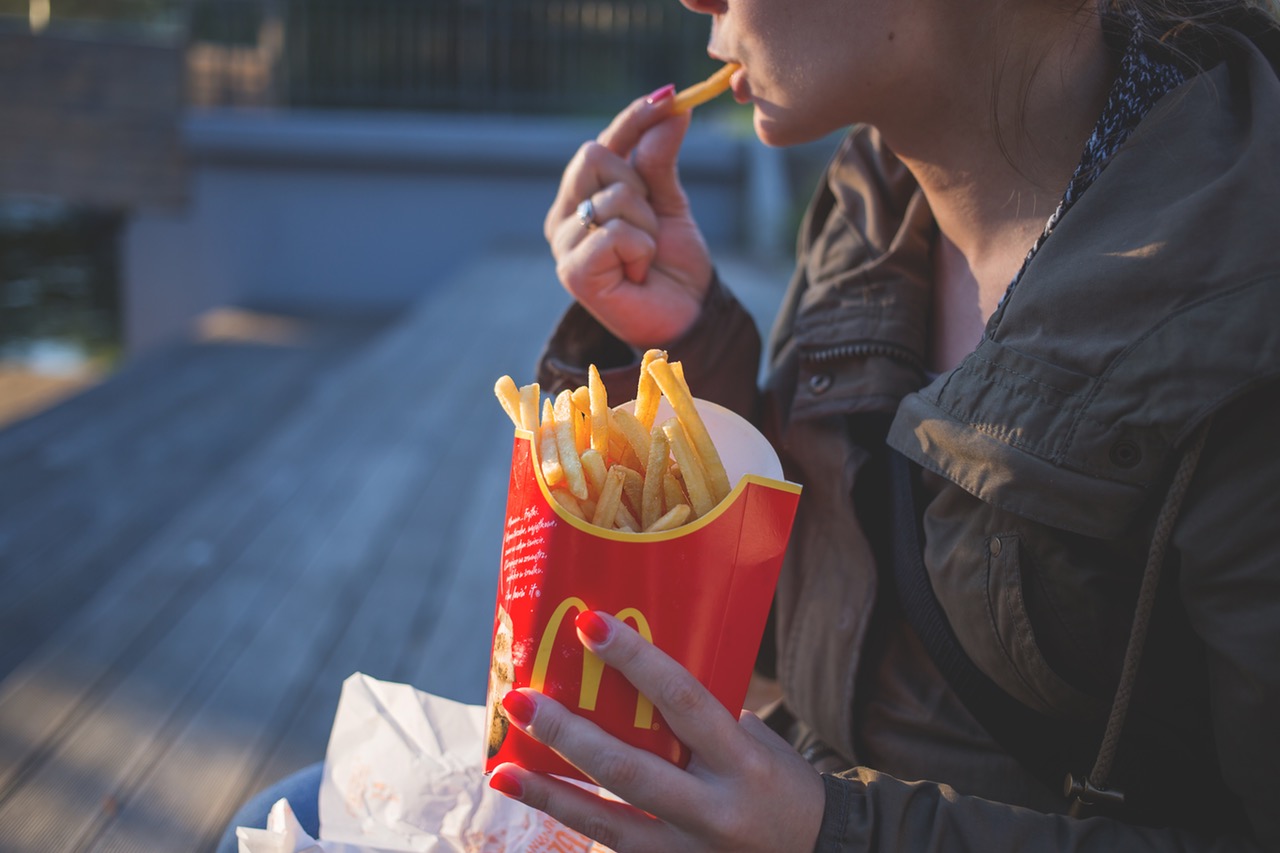 10-surprisingly-easy-ways-to-get-free-and-cheap-fast-food