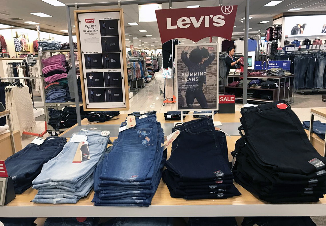 Clearance Women&#39;s Levi&#39;s Jeans at Kohl&#39;s: Pay as Low as $11.90!