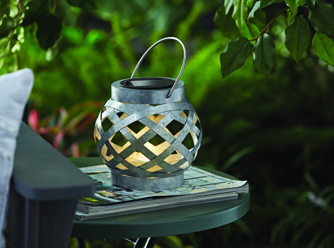 walmart-outdoor-decor-clearance-072718hh-1532626888.jpg