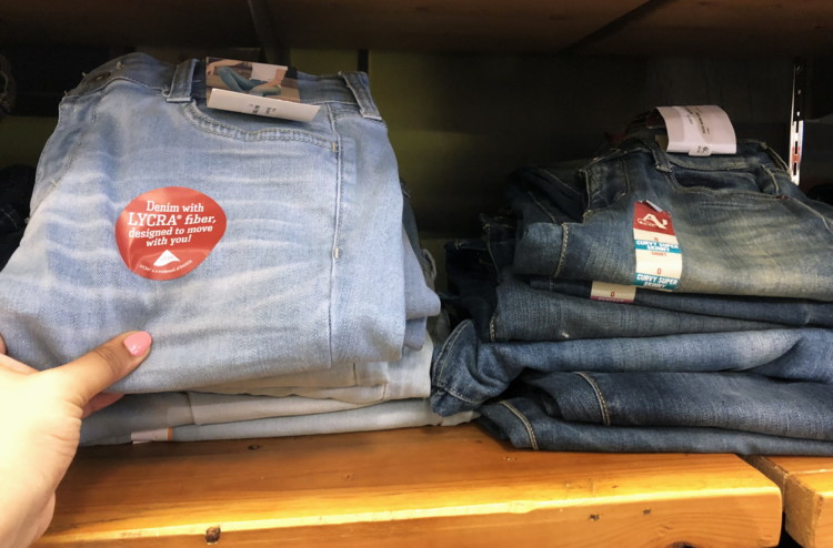 jcpenney-juniors-arizona-jeans-8418a-1533411130-750x494.jpg