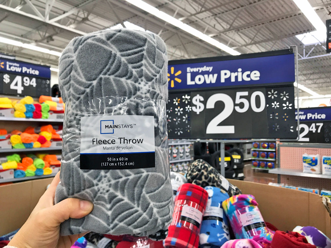 walmart-mainstays-fleece-throw-1016-1-1539707472.jpg