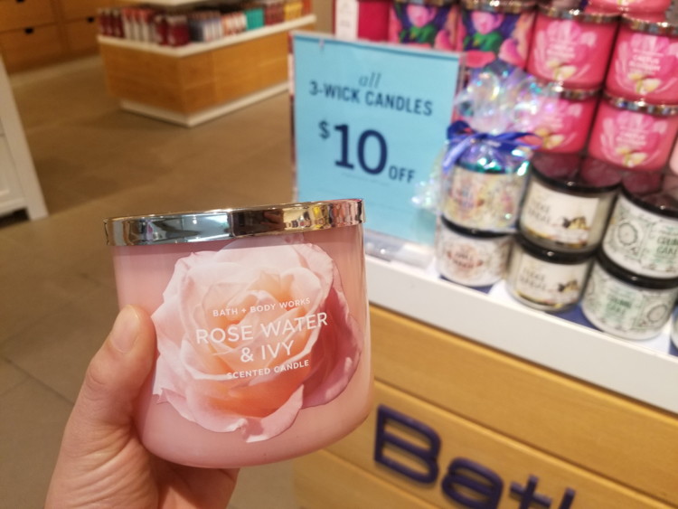 bath-body-works-3-wick-candles-021219d-1549995723-750x563.jpg