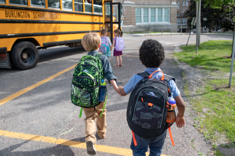 high-sierra-backpacks-1565102405-750x499.png