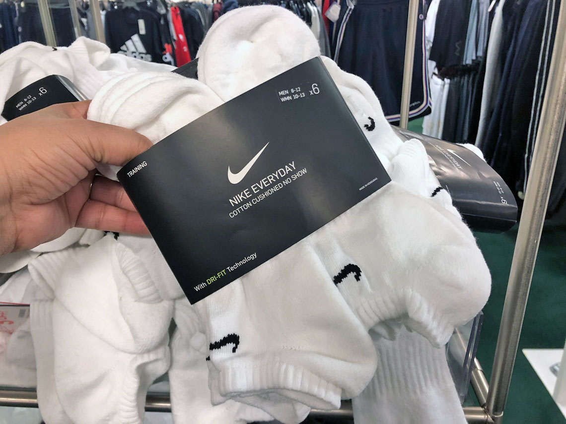 nike socks free shipping
