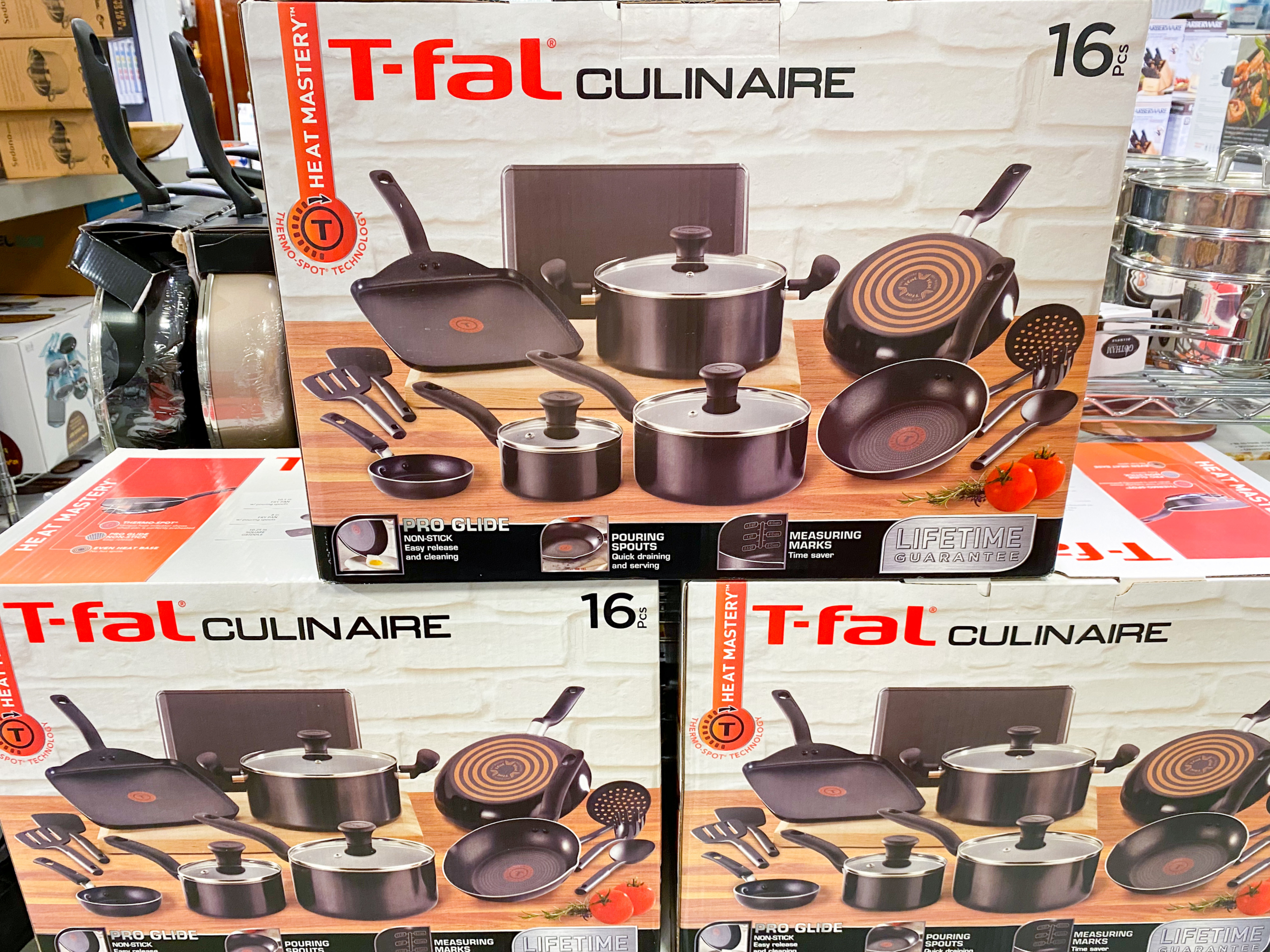 T-Fal Culinaire 16-Pc. Nonstick Aluminum Cookware Set Black