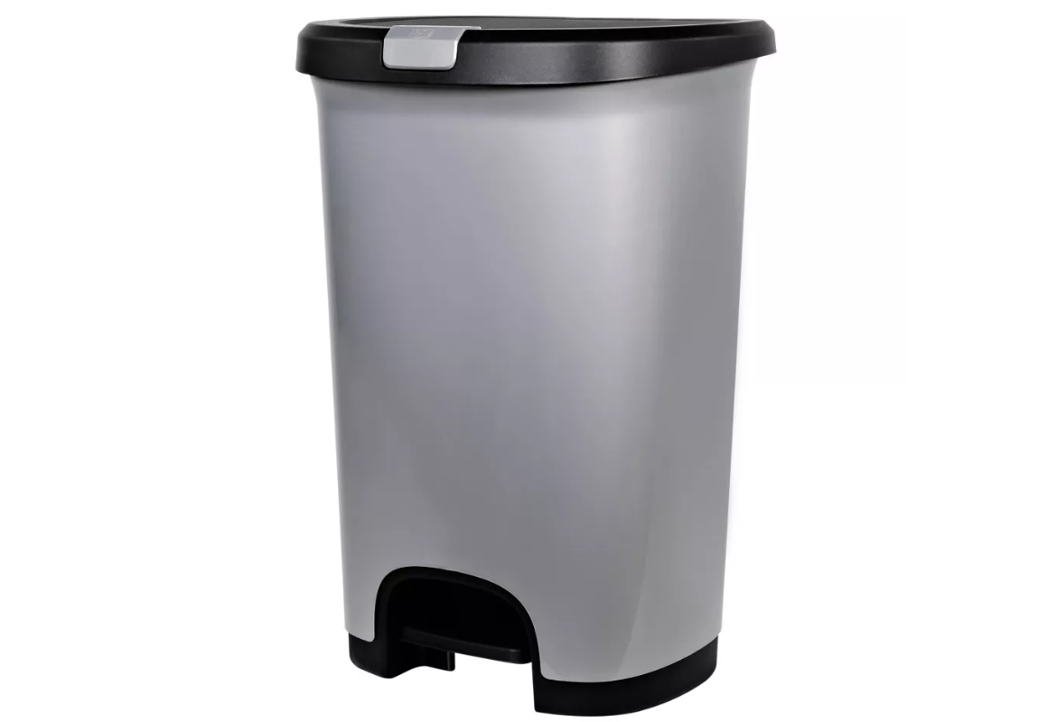 Step Trash Can With Locking Lid